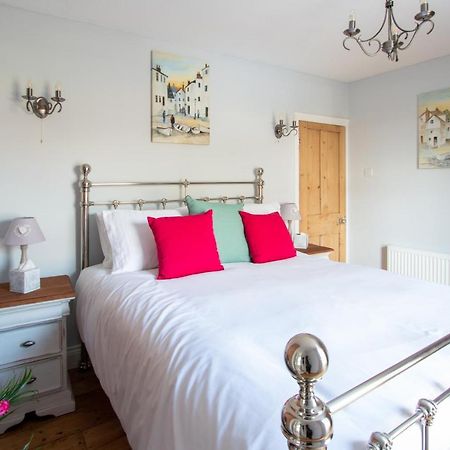 Stylish Town Centre House With Garden And Parking Opposite Villa Bury St. Edmunds Bagian luar foto