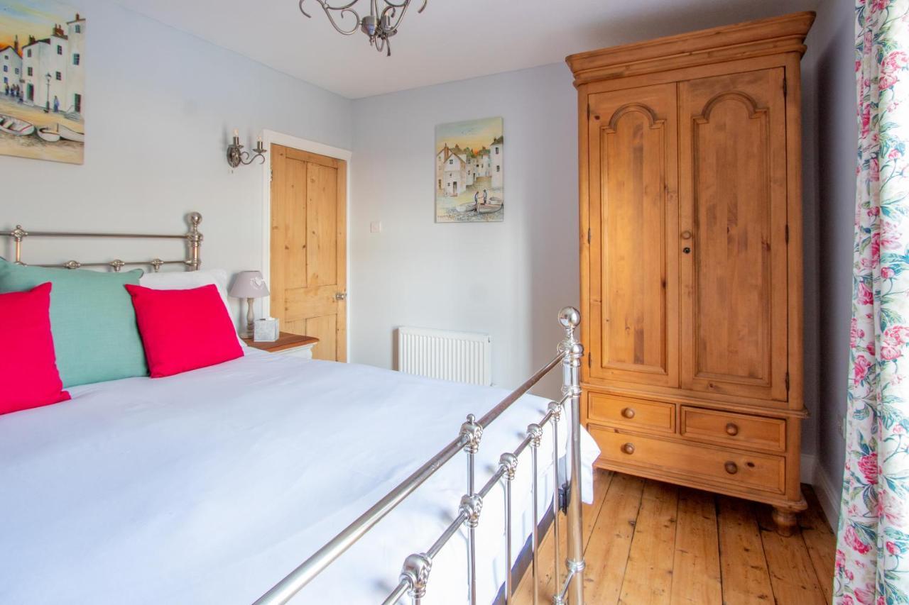 Stylish Town Centre House With Garden And Parking Opposite Villa Bury St. Edmunds Bagian luar foto