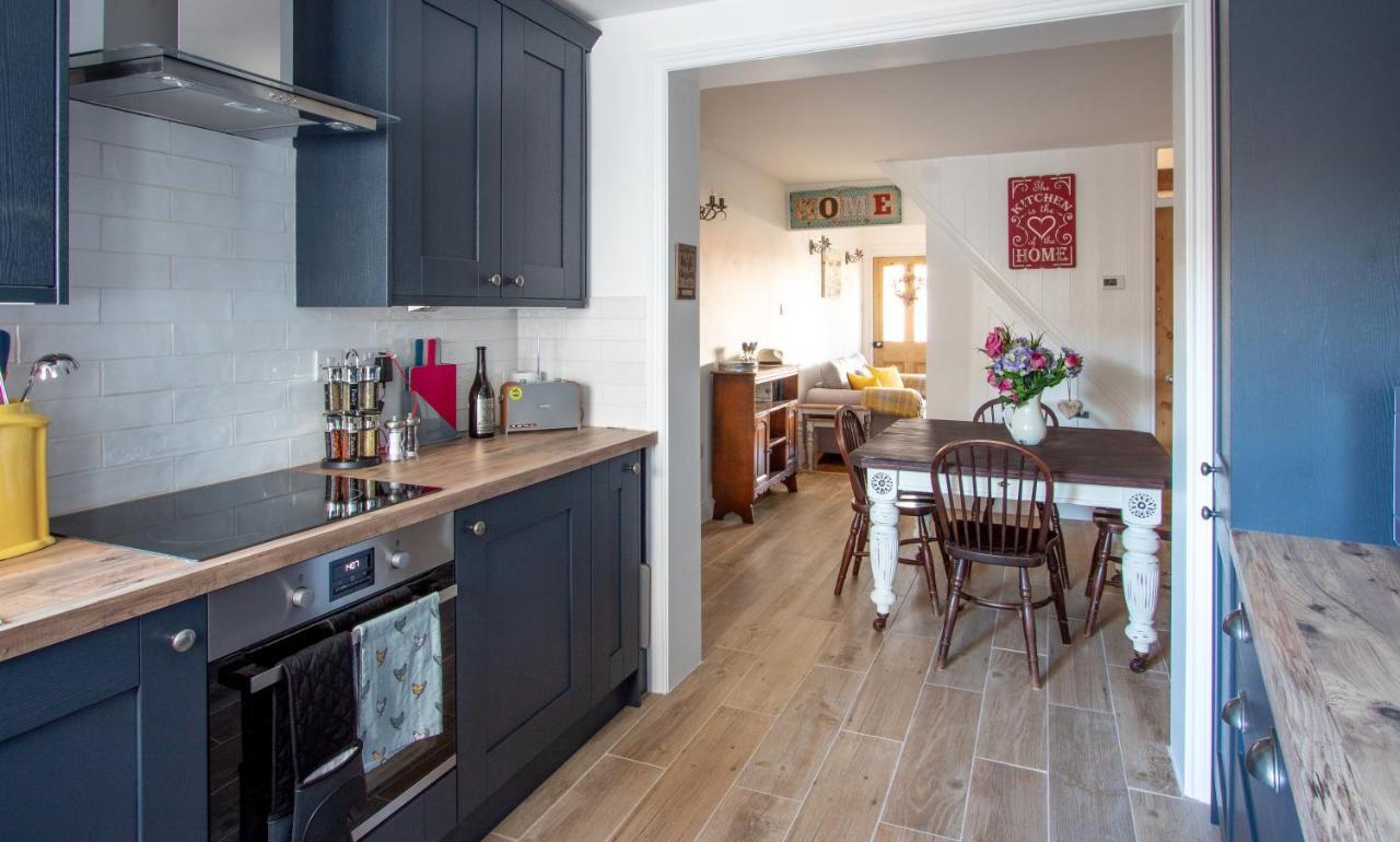 Stylish Town Centre House With Garden And Parking Opposite Villa Bury St. Edmunds Bagian luar foto