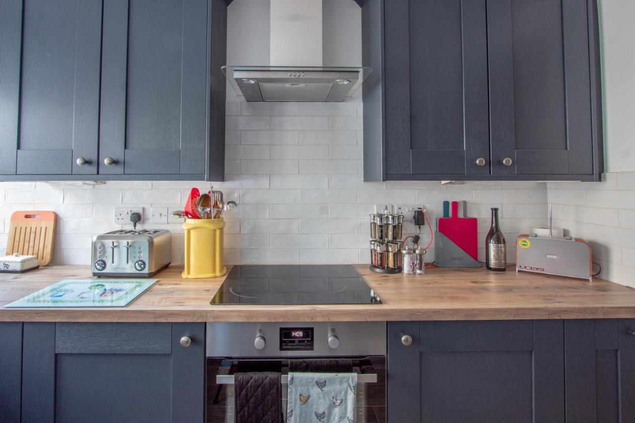 Stylish Town Centre House With Garden And Parking Opposite Villa Bury St. Edmunds Bagian luar foto