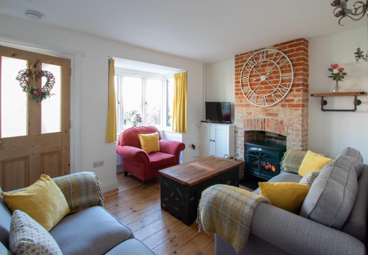 Stylish Town Centre House With Garden And Parking Opposite Villa Bury St. Edmunds Bagian luar foto