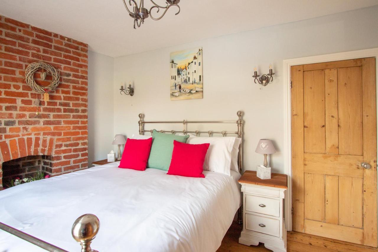 Stylish Town Centre House With Garden And Parking Opposite Villa Bury St. Edmunds Bagian luar foto